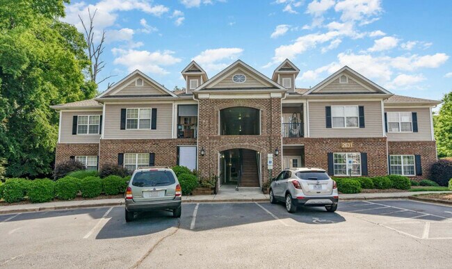 Building Photo - 2631 Oldgate Dr