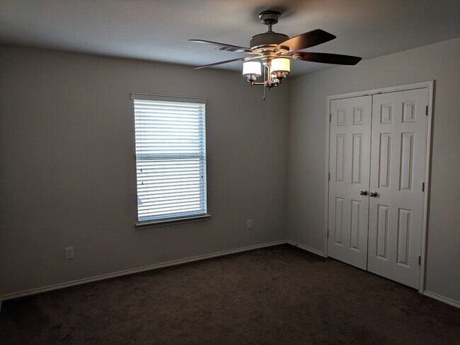 Building Photo - Charming 4 beds 3 baths in Frisco