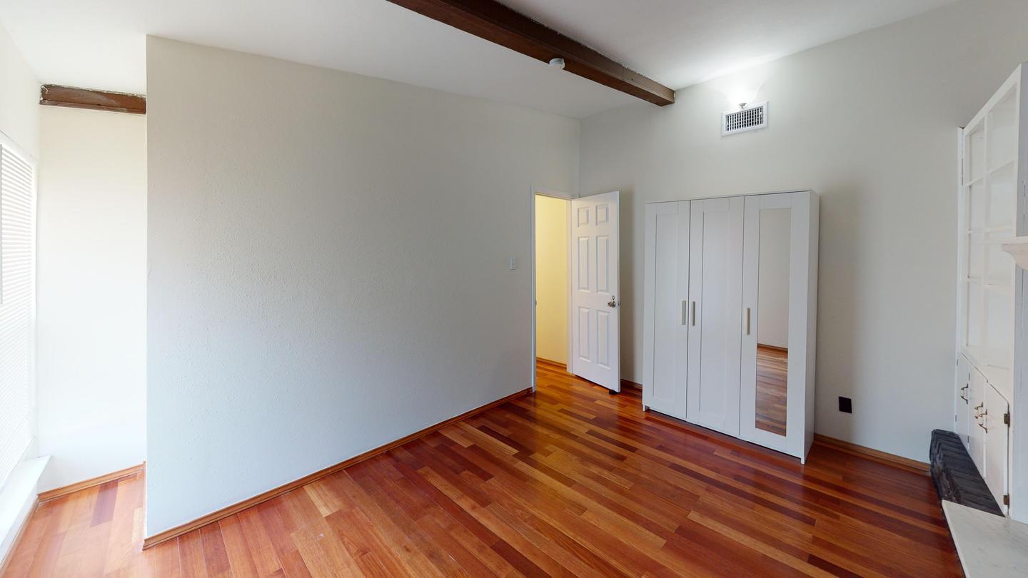 Building Photo - 1705 Cushing Park Dr