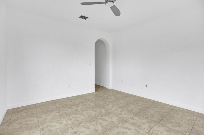 Building Photo - 9081 SW 169th Ct