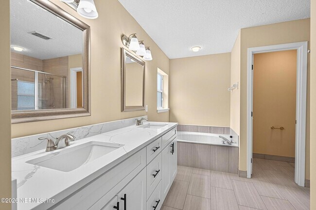 Building Photo - 13128 Harborton Dr