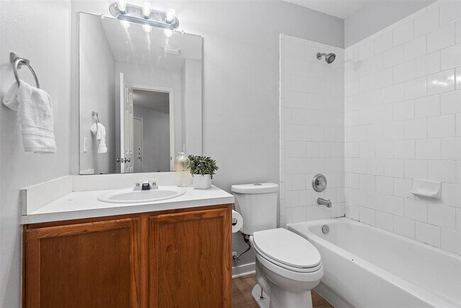 Building Photo - 11811 Skydale Dr