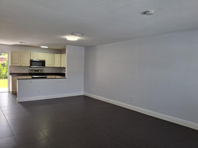 Building Photo - 3731 NW 110th Ave