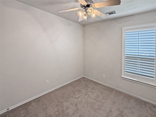 Building Photo - 21910 Whispering Daisy Ct