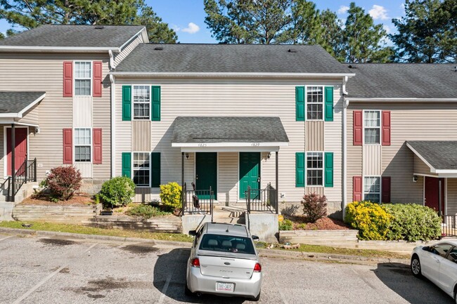 Primary Photo - Townhome living close to downtown Fayettev...