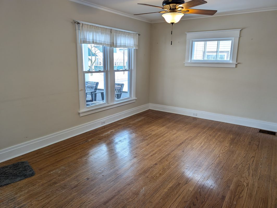 Building Photo - 81 Church St