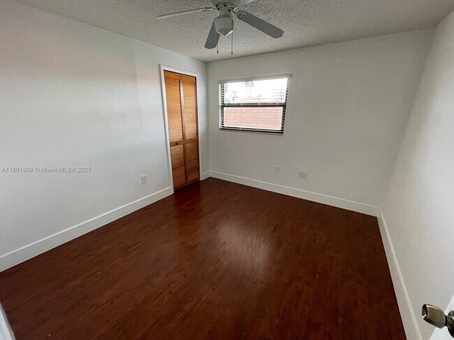 Building Photo - 9922 SW 2nd St