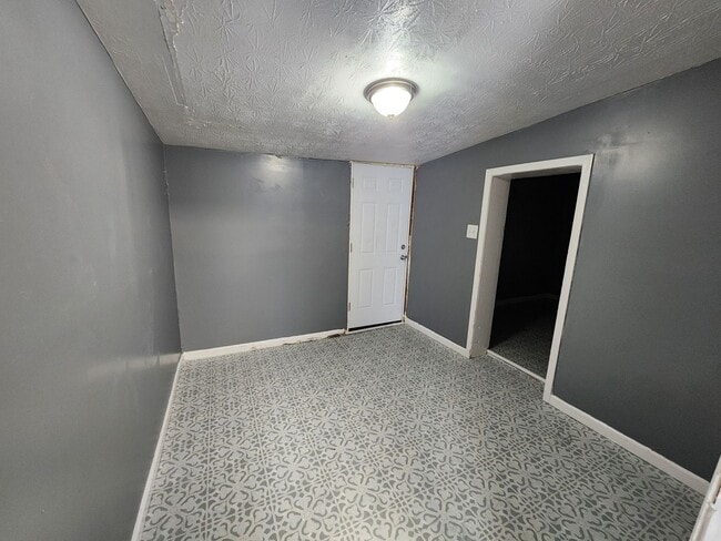 Building Photo - Single family home in Dayton, Ohio