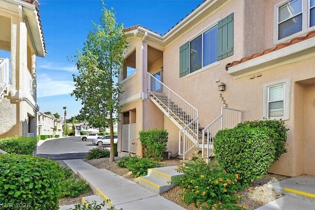 Building Photo - 251 S Green Valley Pkwy