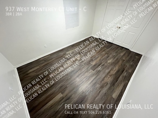 Building Photo - 937 Monterey Ct W