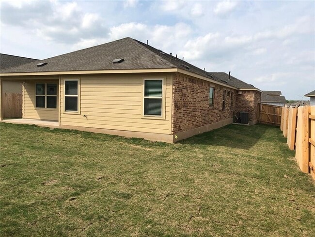 Building Photo - 3357 Pauling Loop