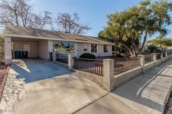 Building Photo - 5255 Stampa Ave