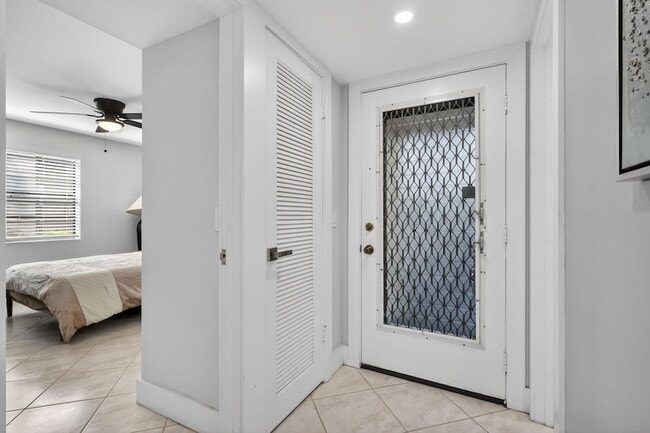 Building Photo - 492 Piedmont Ct