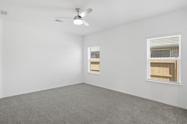 Building Photo - 4905 Blue Beetle Rdg Dr