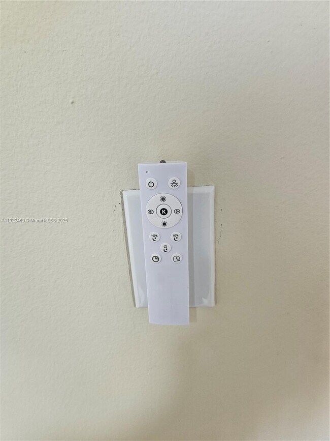 Building Photo - 2090 W Preserve Way