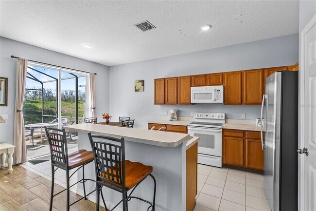 Building Photo - 217 Sand Ridge Dr