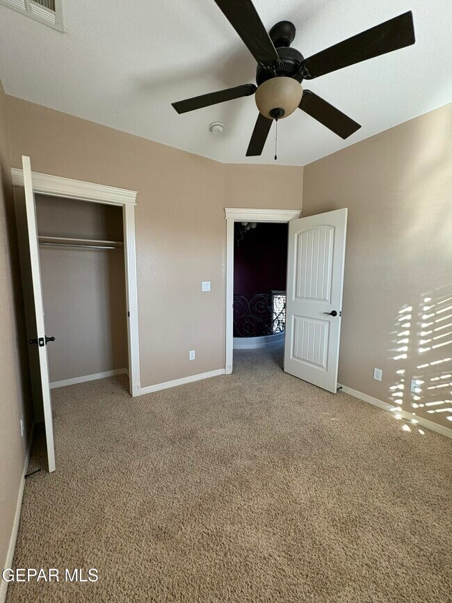 Building Photo - 2837 Pasillo Rock Pl