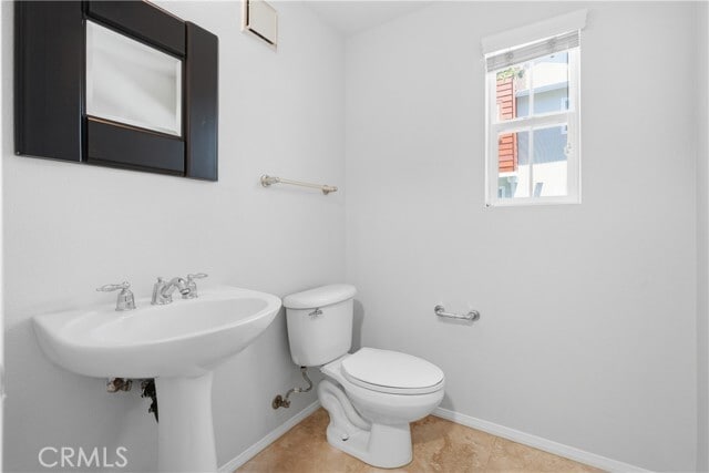 Building Photo - 15 Platinum Cir