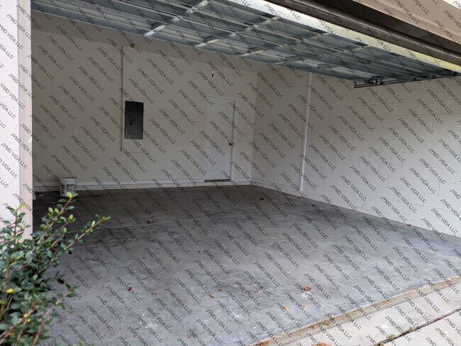 Building Photo - 2280 Litchfield Lp