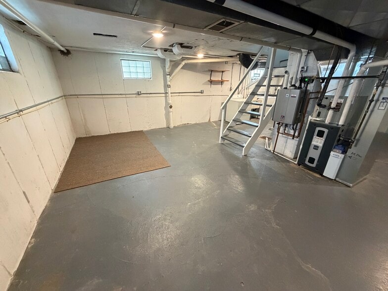 Basement - 2641 Vanderen Dr