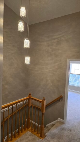 Upstairs foyer - 9443 Birchwood Ln