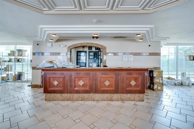 Building Photo - 18041 Biscayne Blvd