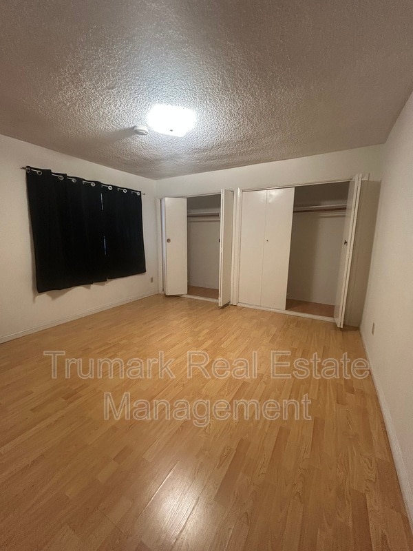 Building Photo - 4401 Clayton Ave W