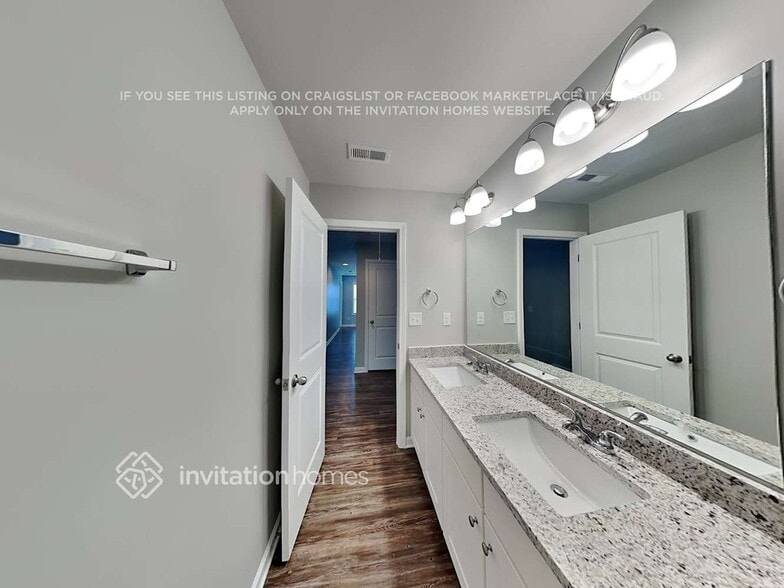 Building Photo - 636 Wood Point Way