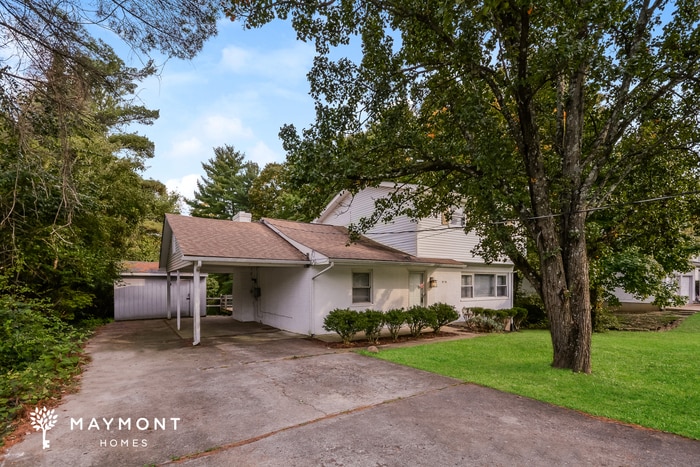 Building Photo - 9154 Zoellner Dr