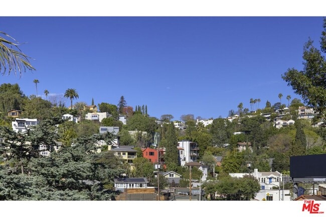 Building Photo - 1829 Griffith Park Blvd