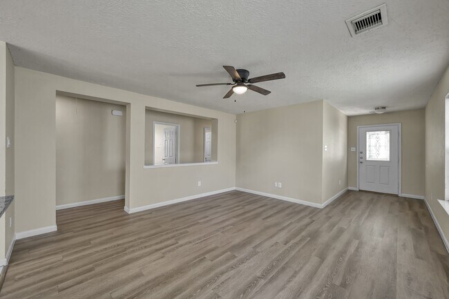 Building Photo - 3626 Garrison Run Dr