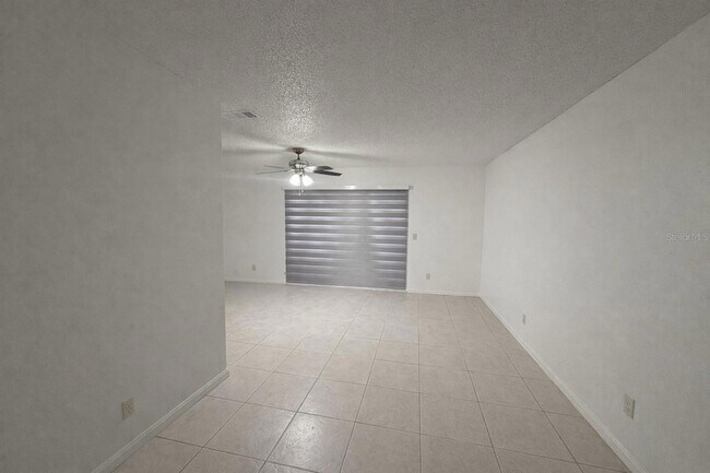 Building Photo - 2428 Summerfield Pl