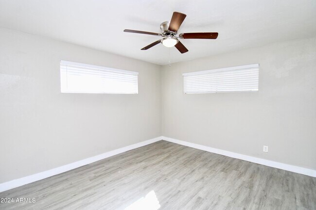 Building Photo - 2241 West Campbell Ave