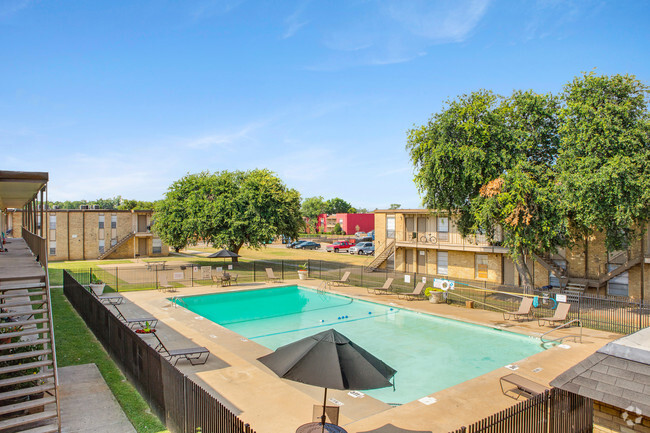 Building Photo - Bear Creek Apartments