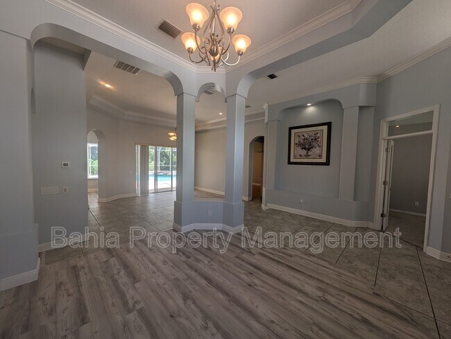 Building Photo - 10411 Riverburn Dr
