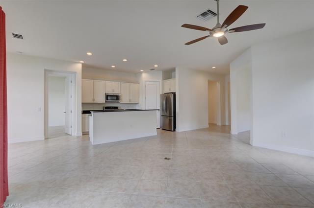 Building Photo - 12762 Fairington Way