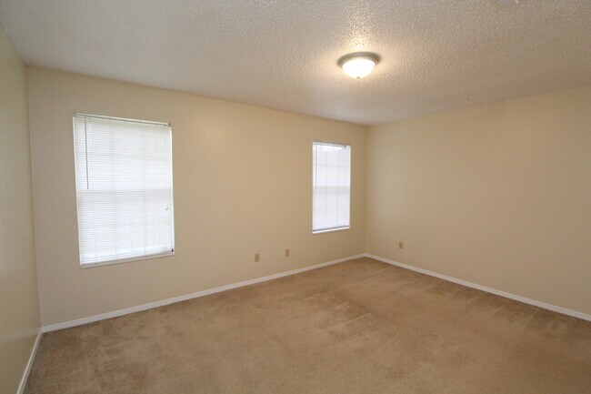 Building Photo - Bay Meadows 3BR Home Near NAS Pensacola with Granite Kitchen & Fenced Backyard