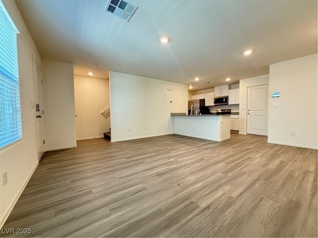 Building Photo - 4830 Currant Rdg Ave