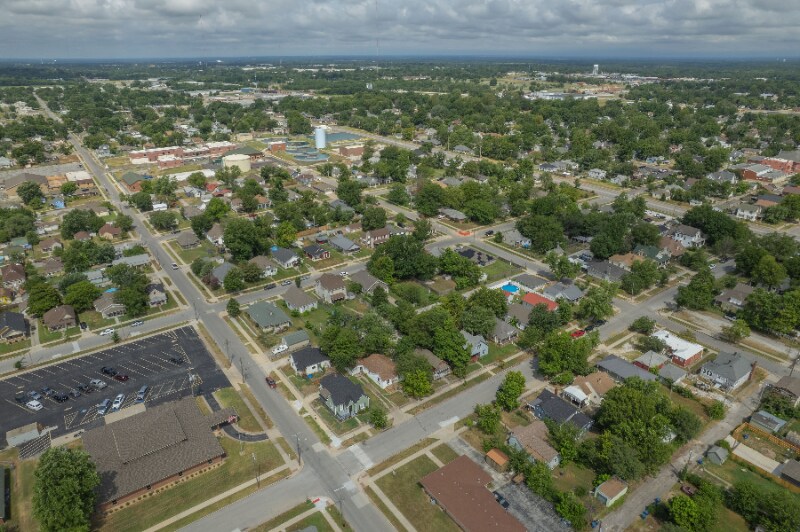 Building Photo - 2118 S Jackson Ave