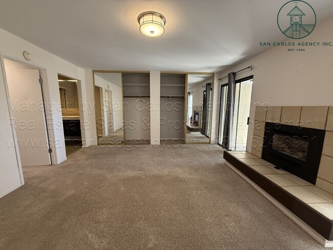Building Photo - Spacious & Updated Two Bedroom Downtown Mo...