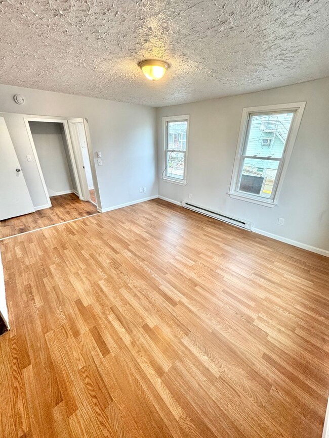 Building Photo - 1102 Second Street