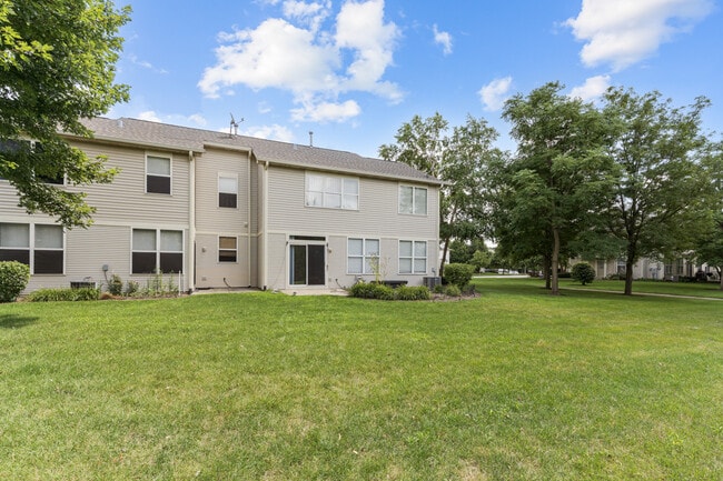 Building Photo - 2253 Sunrise Cir
