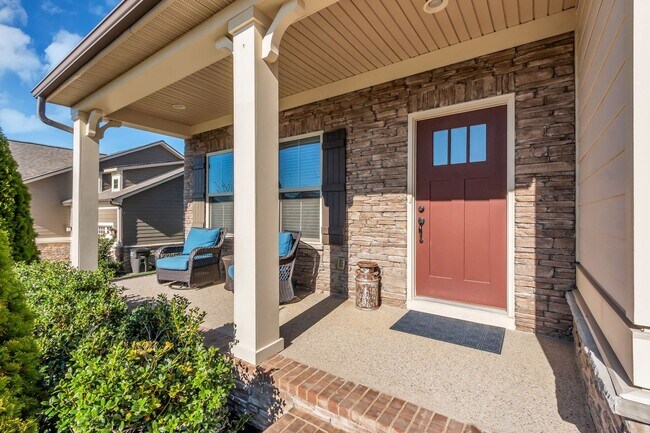 Building Photo - 6930 Wellsford Ln