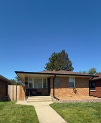 Building Photo - 3624 Carolina St