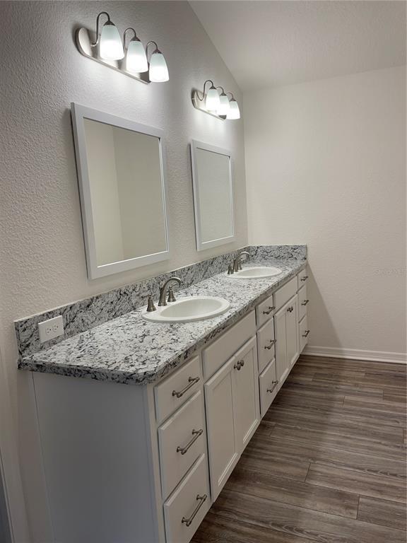 Building Photo - 2740 Alder Ave