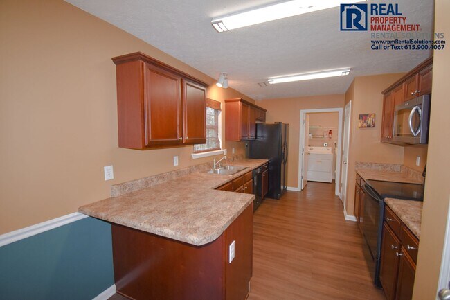 Building Photo - Wonderful 3BR home in Murfreesboro! Zoned for new Poplar Hill Elementary/Middle!