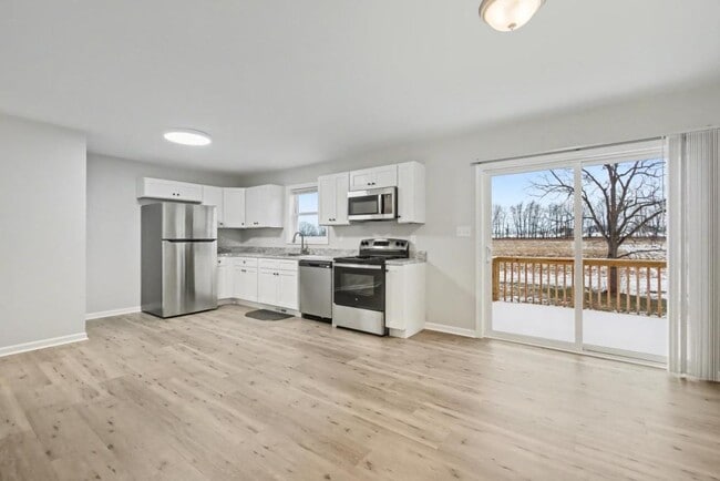 Building Photo - 239 W Broad St