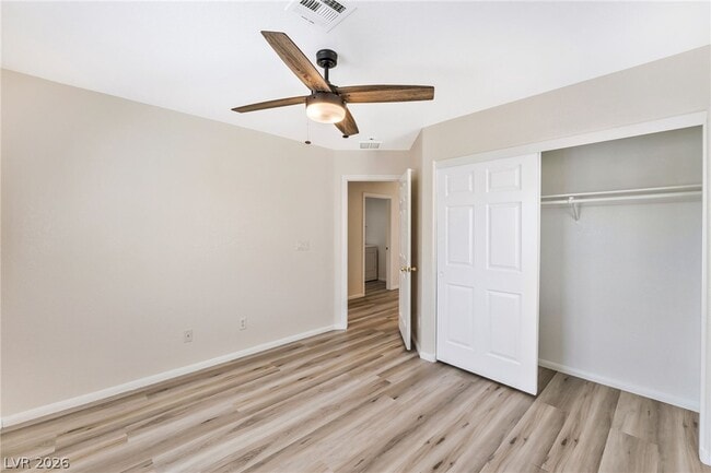 Building Photo - 6425 N Buttercup Creek St