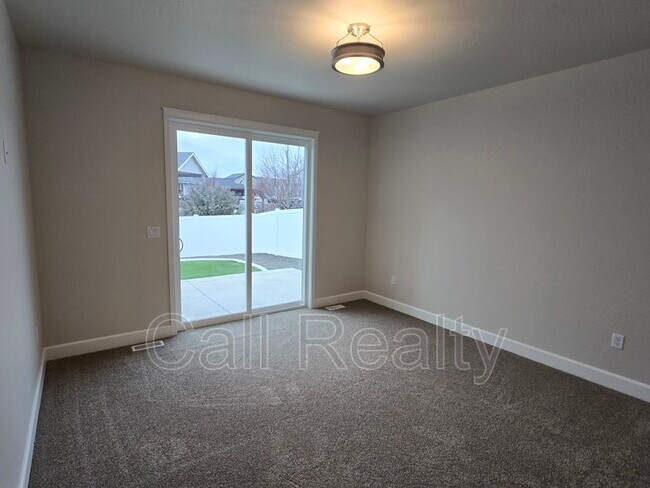 Building Photo - 8119 N Austin Rd