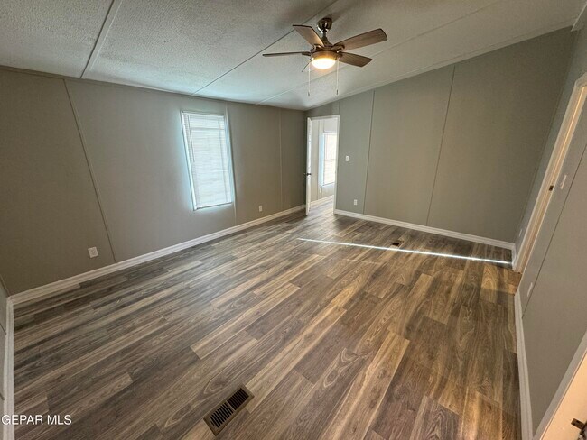 Building Photo - 241 Passmore Rd